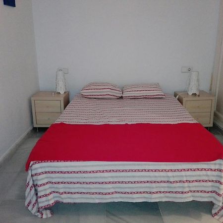 Centrico Apartamento Con Patio Privado Seville Ngoại thất bức ảnh