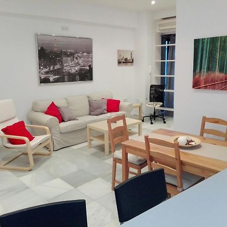 Centrico Apartamento Con Patio Privado Seville Ngoại thất bức ảnh