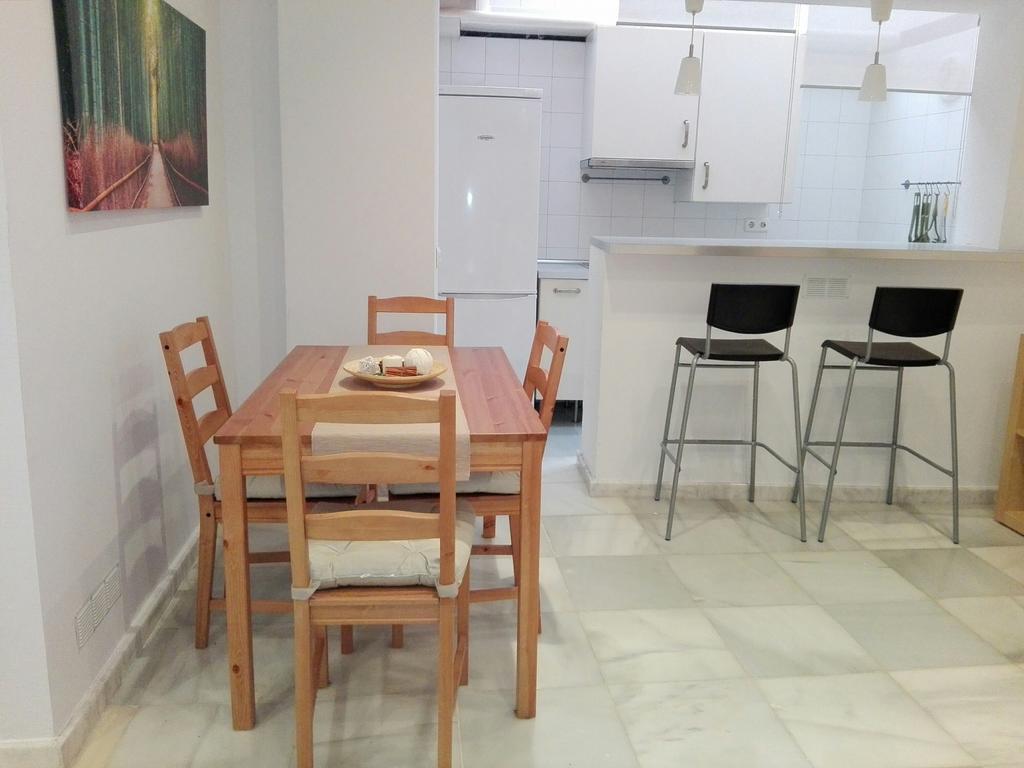 Centrico Apartamento Con Patio Privado Seville Ngoại thất bức ảnh
